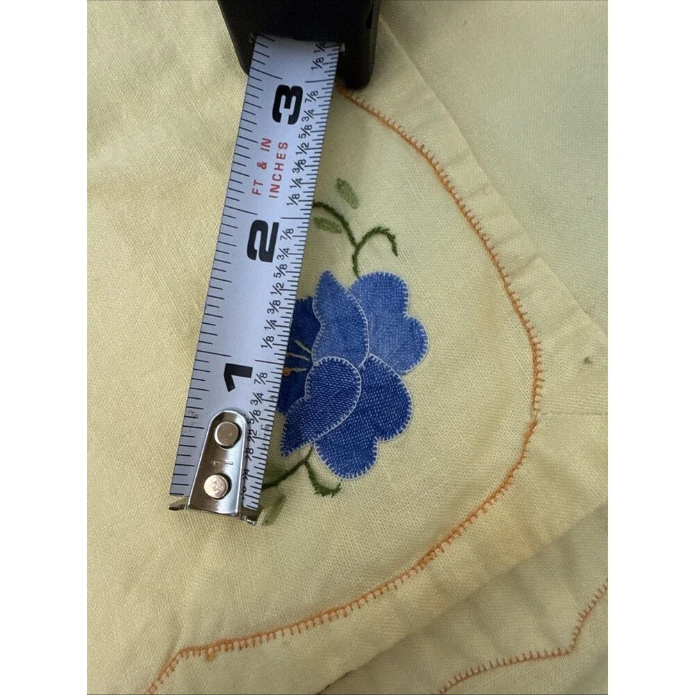 Vintage Yellow 4 Placemats 4 Napkins Embroidered Flower Floral Appliqué Set